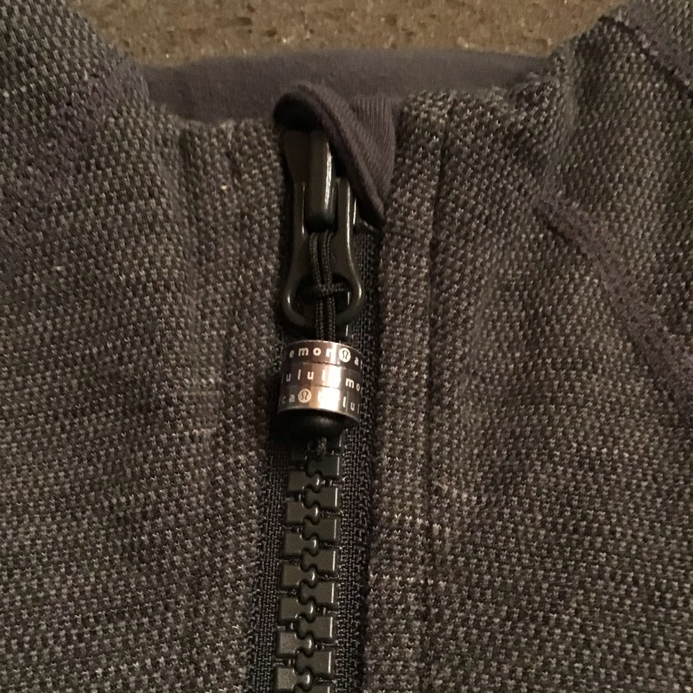 Lululemon Define Jacket - Picture 4 of 8